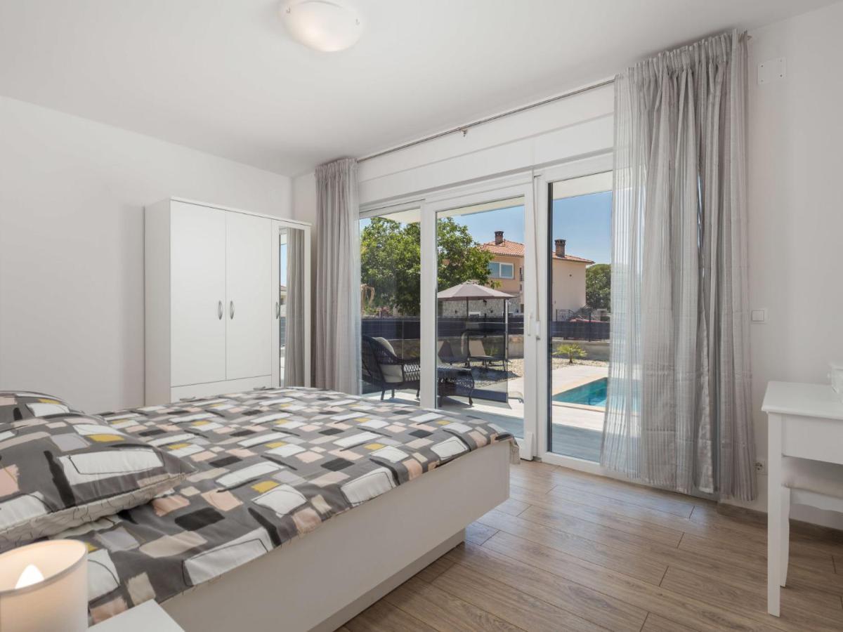 Holiday Home Villa Palma - Krk148 By Interhome Pinezici  Bagian luar foto