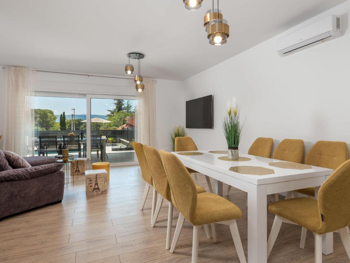 Holiday Home Villa Palma - Krk148 By Interhome Pinezici  Bagian luar foto